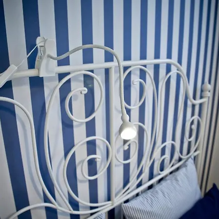 Apartment The Heart Of - Orla 6 Warschau